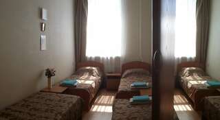 Гостиница Ark Hostel Санкт-Петербург Кровать в общем четырехместном номере-1
